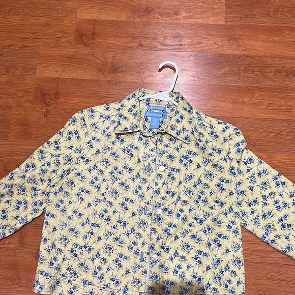 Ladies top - Picture 3 of 6